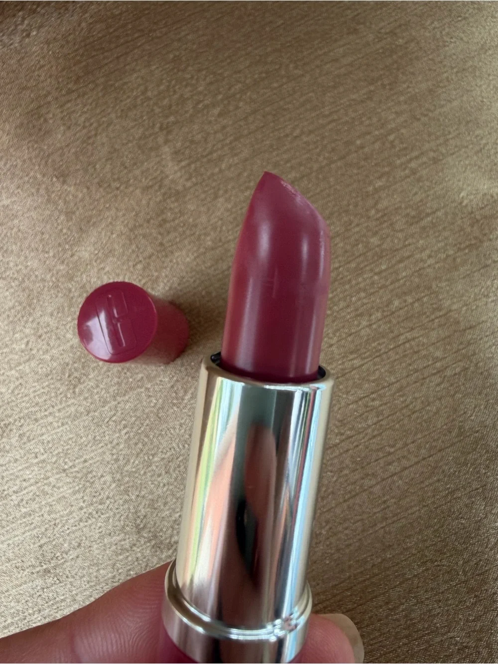 Clinique Pop Hydrating Lipstick shade - Plum Pop